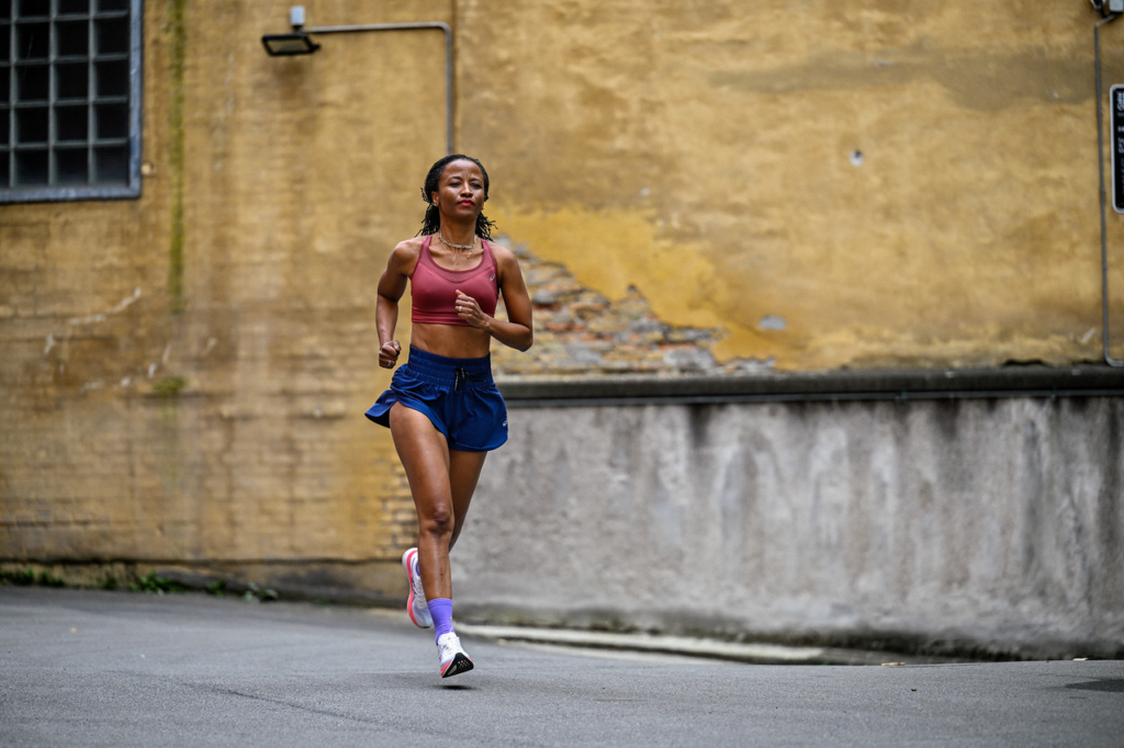 Andy Astfalck
assics runner
zozo ntokazi msosula